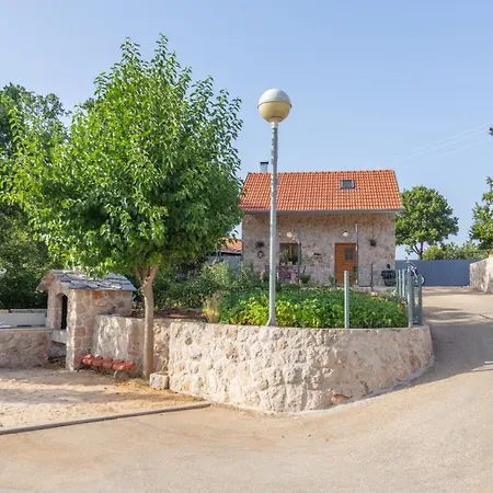 Vintage Kuzina Holiday home Poljica (Makarska)