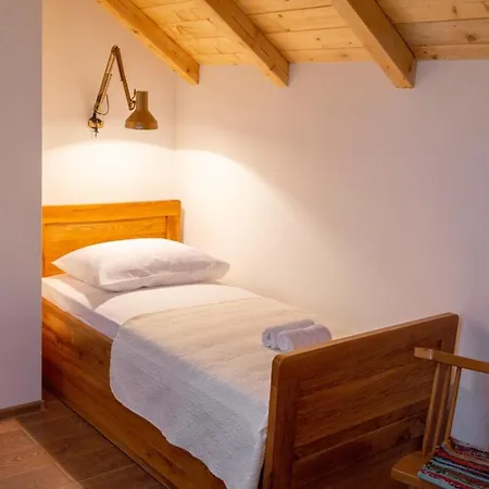 Ferienhaus Vintage Kuzina *
